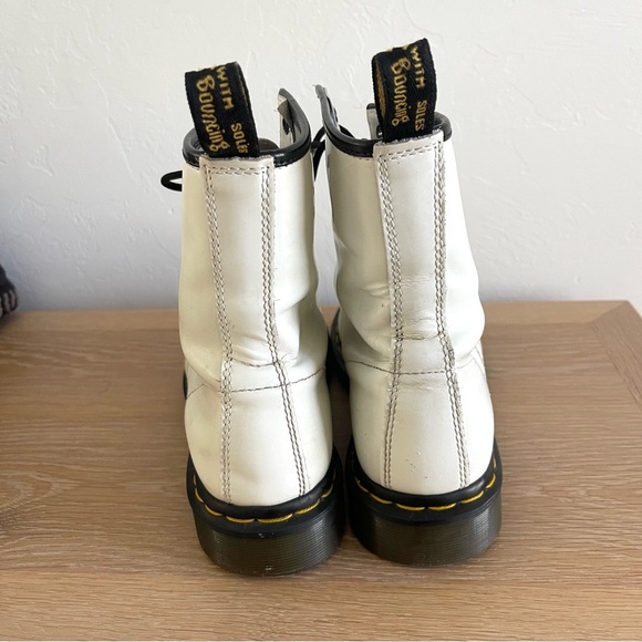 Dr. Martens 1460 Smooth Leather White 8-Eye Lace Up 11821 Combat Docs Boots 9 - Picture 6 of 10